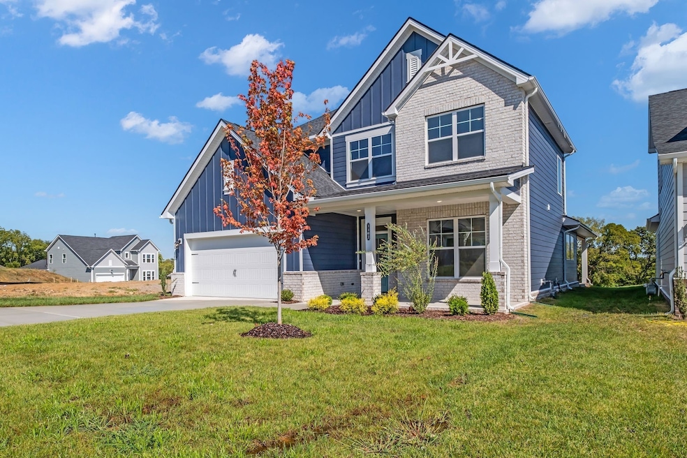 1102 Callaway Dr, Lebanon, TN 37087 - photo 1