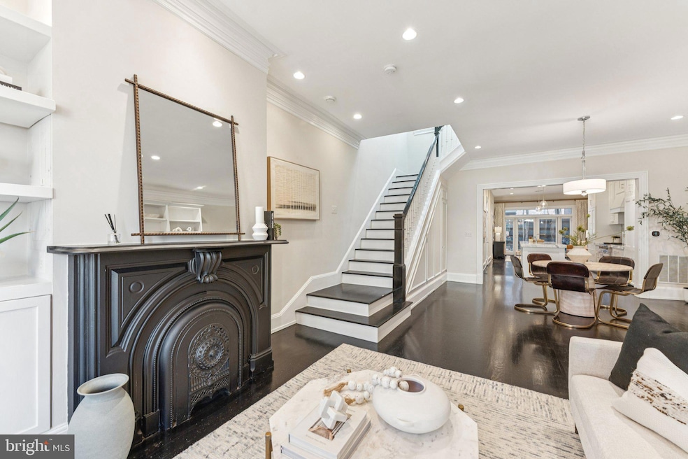 Under Contract $2,299,900