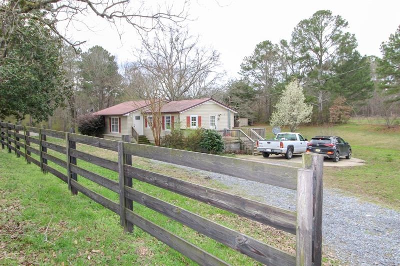 744 Livingston Rd SW, Rome, GA 30161 - photo 1