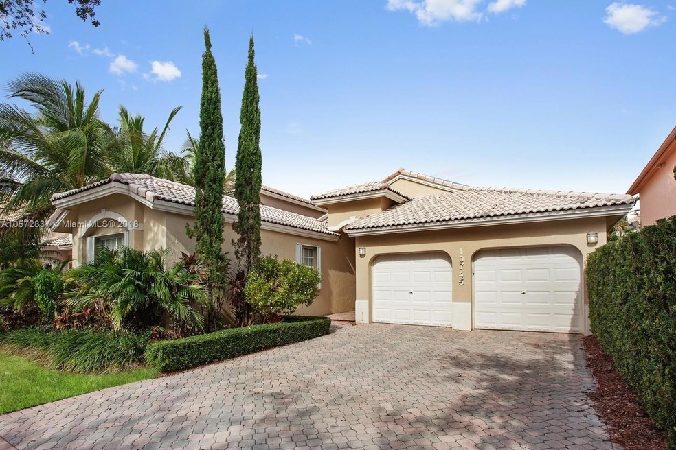 10745 NW 70th St, Doral, FL 33178 - photo 1
