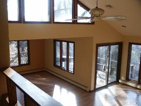 unlisted-address, Sea Cliff, NY 11579 - photo 1