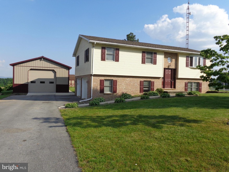 1272 Brechbill Rd, Chambersburg, PA 17202 - photo 1