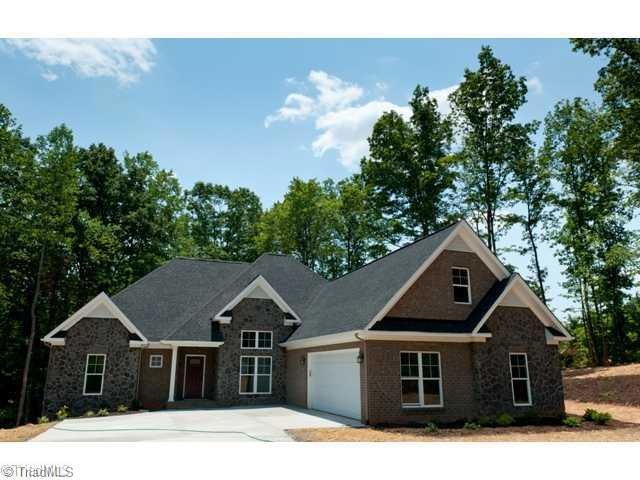 888 Mandover Ct, Asheboro, NC 27205 - photo 1