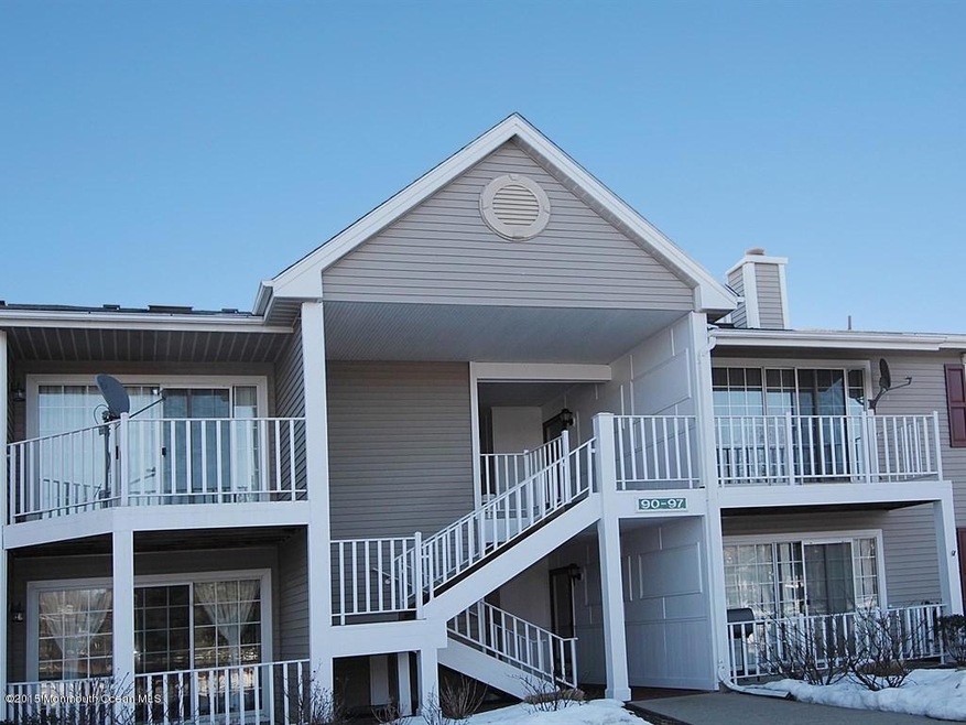 91 Players Cir, Tinton Falls, NJ 07724 - photo 1