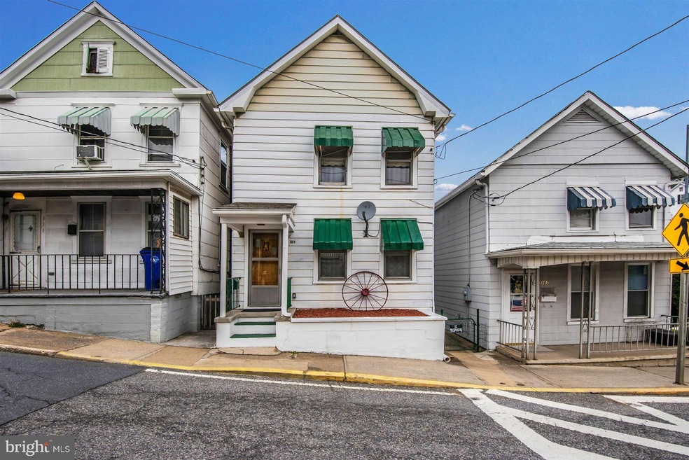 109 W B St, Brunswick, MD 21716 - photo 1