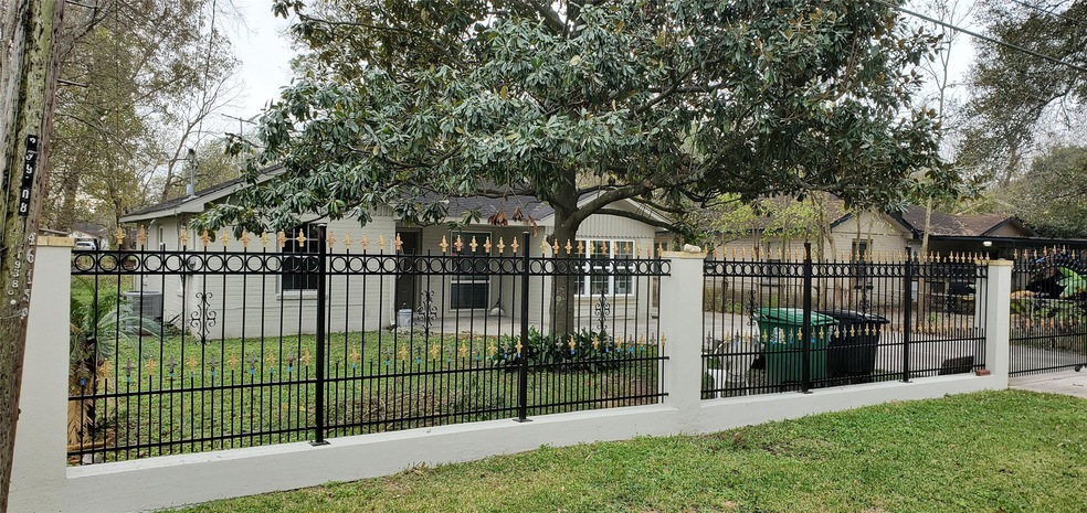 1936 Roxella St, Houston, TX 77093 - photo 1