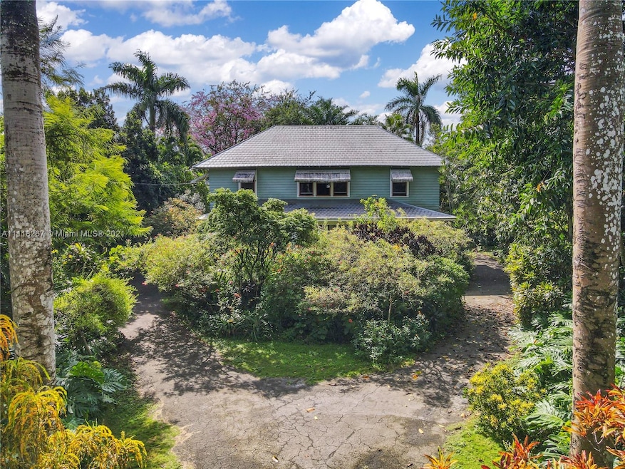 PALM LODGE CIRCA 1912 .....BUTTERFLY GARDENS NEED 