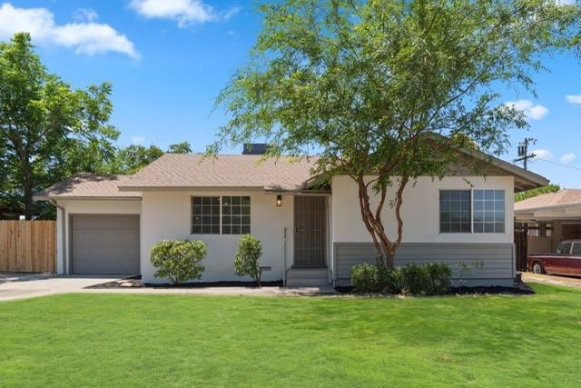 Picture has been modified to show the potential of grass in the front yard.