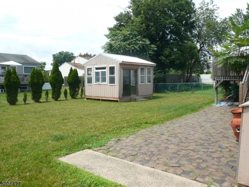 109 Cindy Ct, Middlesex, NJ 08846 - photo 1