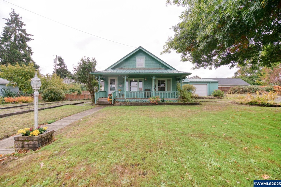 324 SW Jefferson St, Sheridan, OR 97378 - photo 1