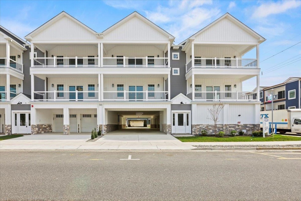 Sold $699,000