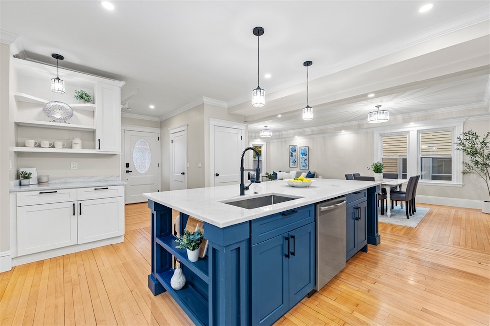 15 Phelps St unit 1, Salem, MA 01970 - photo 1