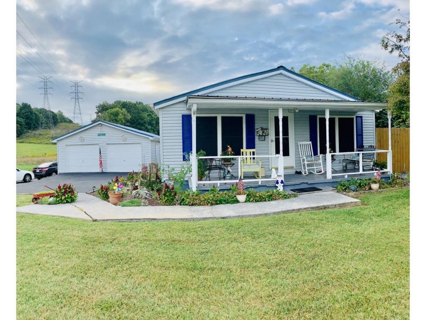 207 Woodlyn Rd, Johnson City, TN 37601 - photo 1