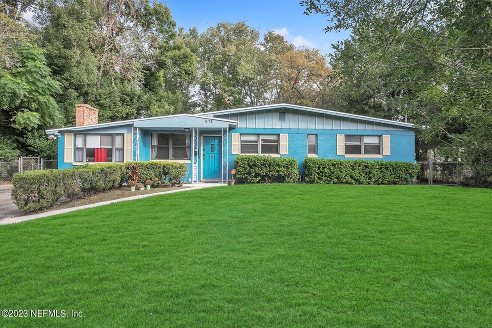 6739 Mopsy Ln, Jacksonville, FL 32210 - photo 1