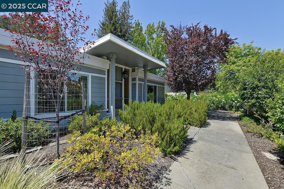 Sold $366,000 • Co-Listing Agent