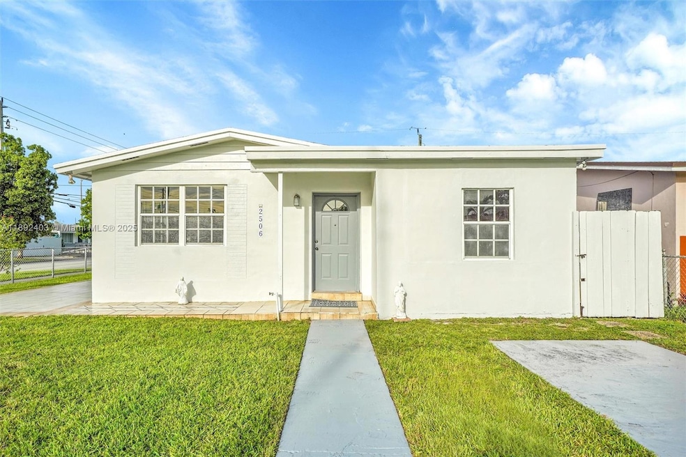 2506 W 9th Ct, Hialeah, FL 33010 - photo 1