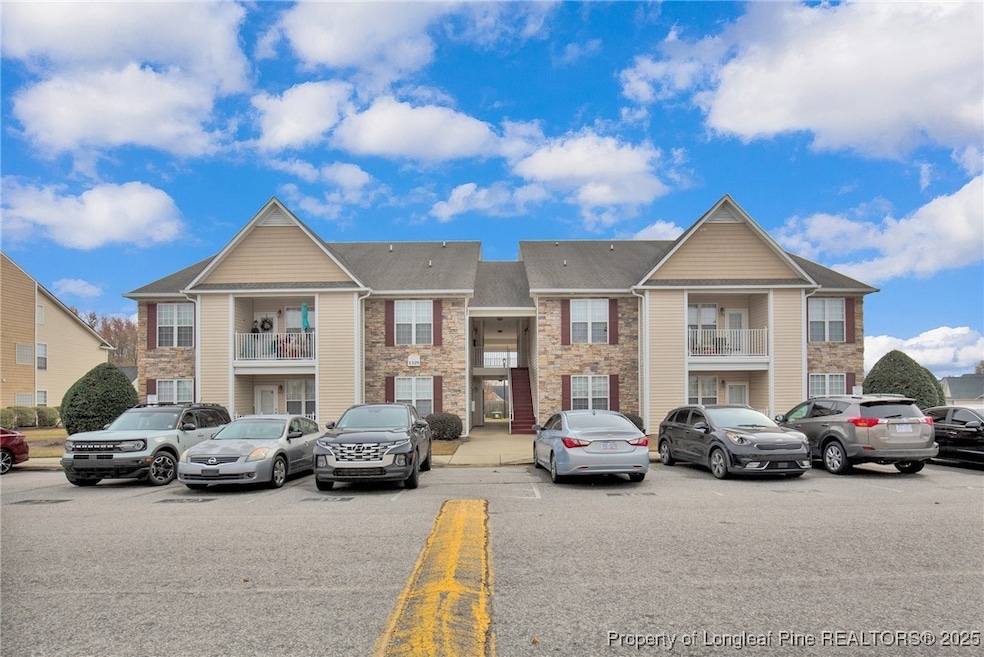 1329 Kershaw Loop unit 139, Fayetteville, NC 28314 - photo 1
