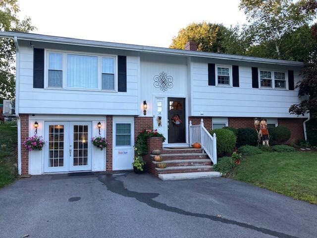 12 reservoir front 14