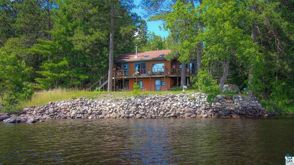 Sold $555,000