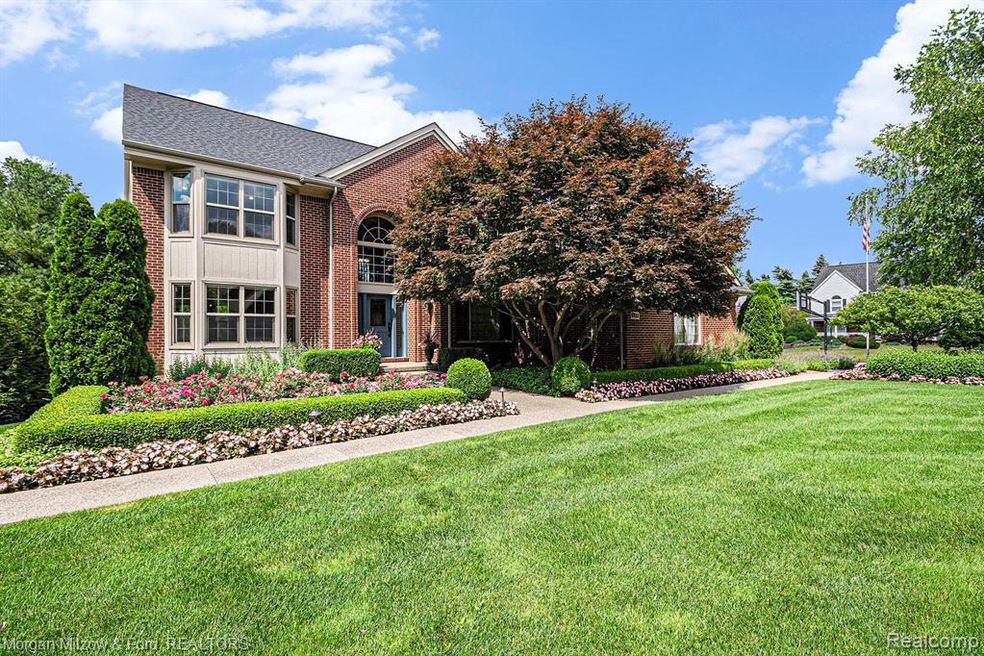 Welcome to 6822 Hubbard Circle
