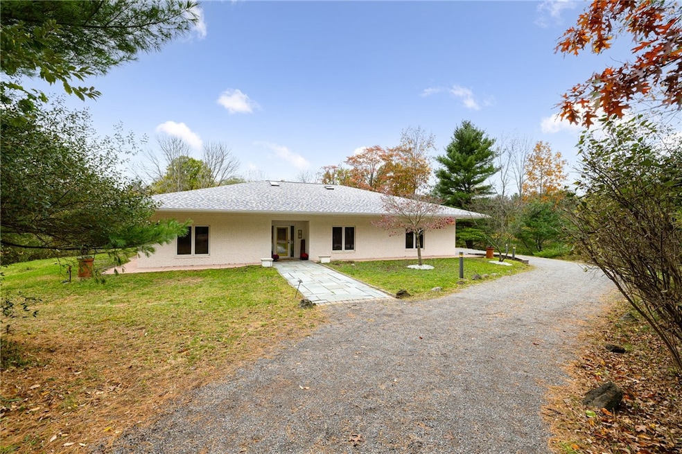 3 Scr Ln, Victor, NY 14564 - photo 1