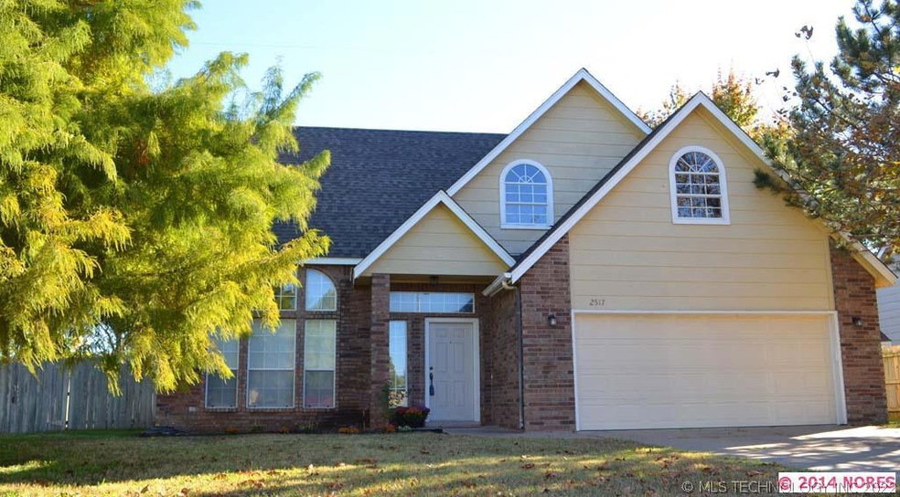 Move in ready & immaculate.  Large rooms, soaring