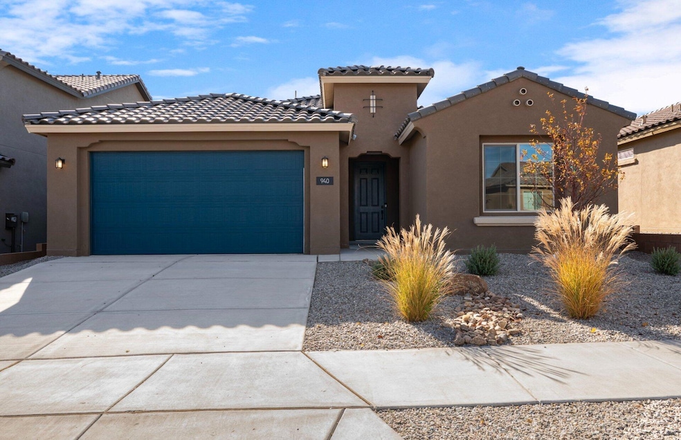 940 Turquesa Loop SE, Rio Rancho, NM 87124 - photo 1