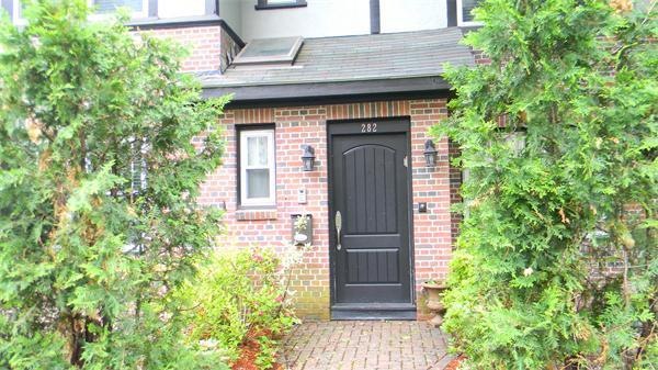 282 Tappan St, Brookline, MA 02445 - photo 1