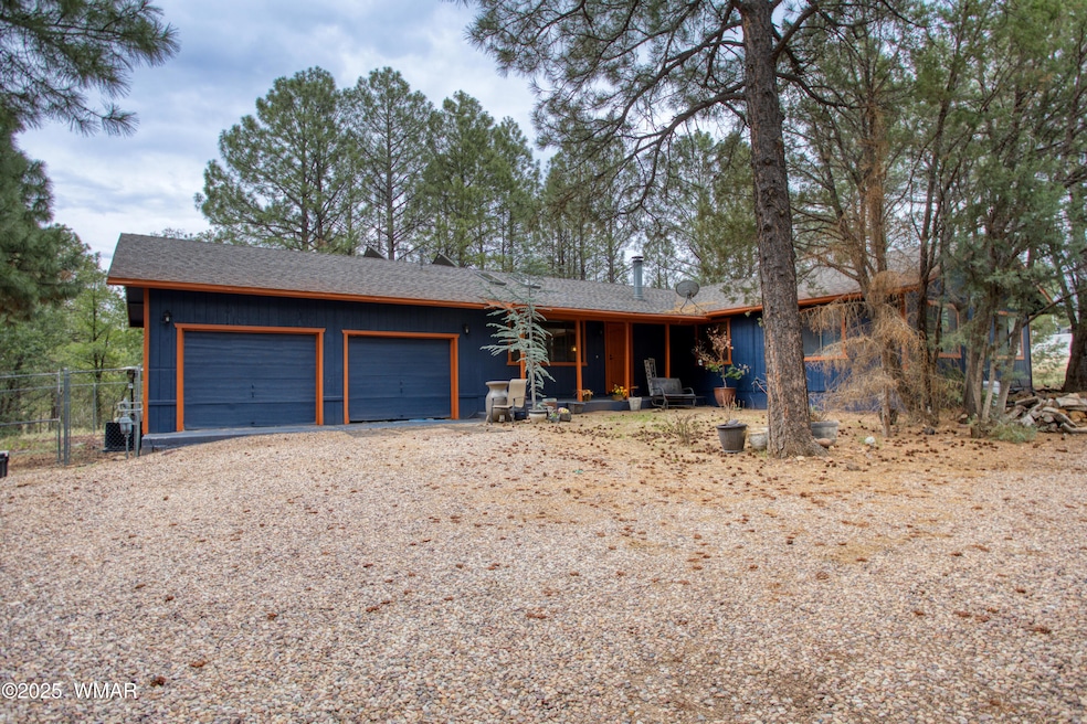 911 S 11th St, Show Low, AZ 85901 - photo 1