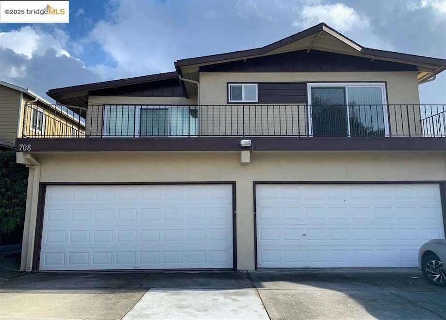 708 Solano Ave unit D, Albany, CA 94706 - photo 1