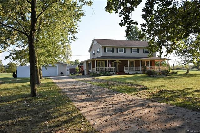 10035 Reid Rd, Swartz Creek, MI 48473 - photo 1