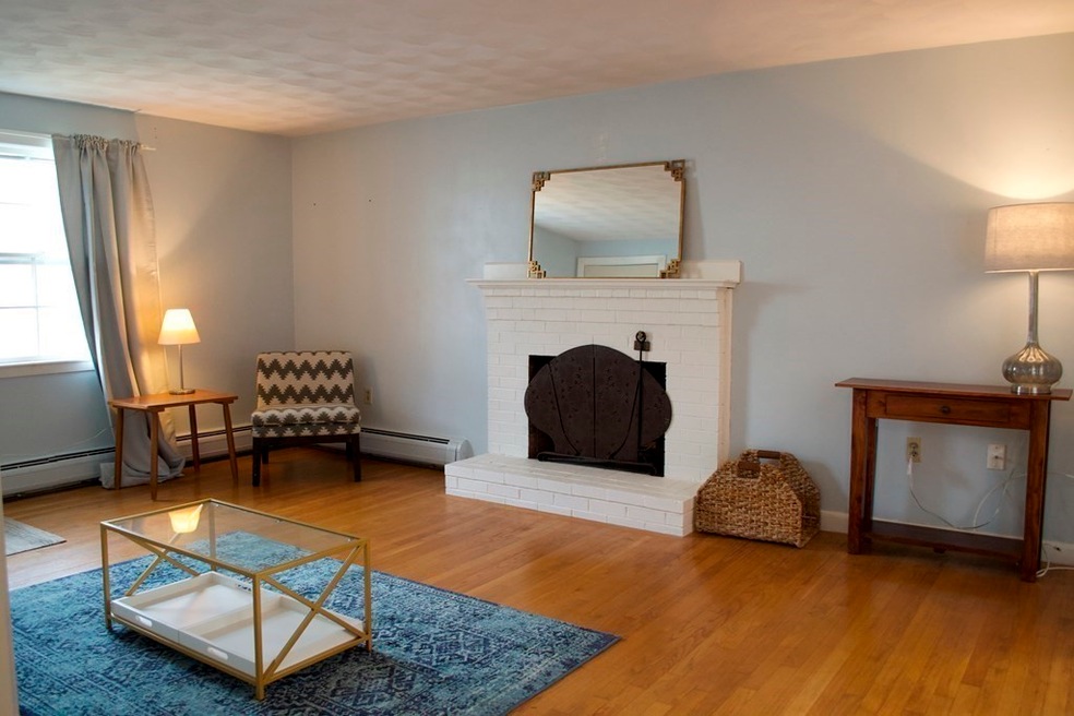 41 Hawthorne St unit 1, Roslindale, MA 02131 - photo 1