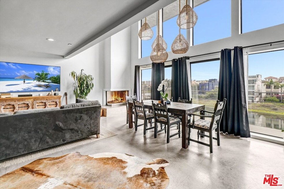 4105 Pacific Ave unit 1, Marina Del Rey, CA 90292 - photo 1