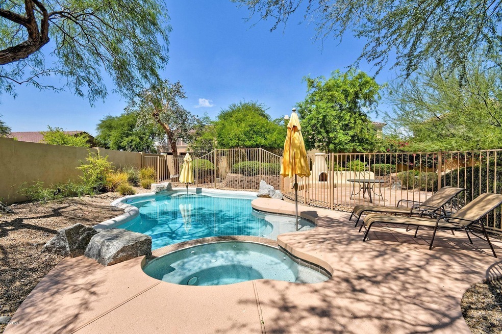 10272 E Rosemary Ln, Scottsdale, AZ 85255 - photo 1