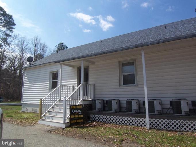 20247 Point Lookout Rd unit 4, Great Mills, MD 20634 - photo 1