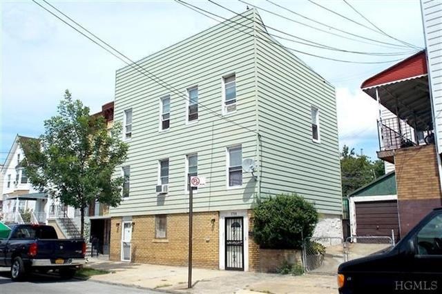 1708 Hunt Ave, Bronx, NY 10462 - photo 1