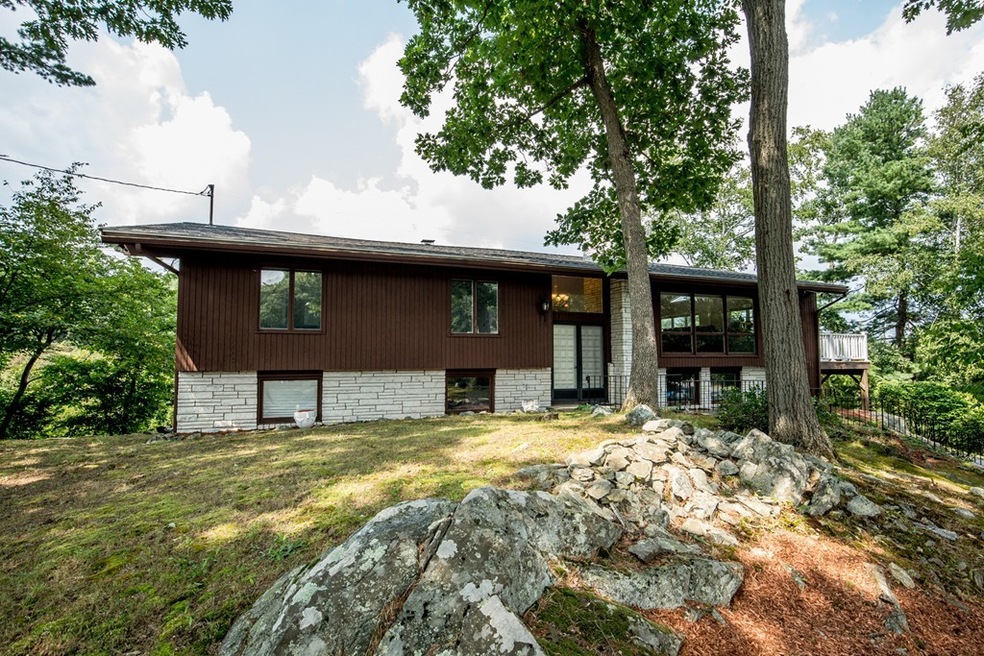 26 Sparhawk Dr, Burlington, MA 01803 - photo 1