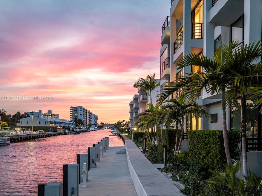 4098 NE 167th St unit 9, North Miami Beach, FL 33160 - photo 1