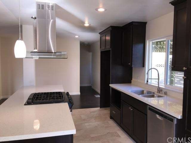 272 W 7th St, Upland, CA 91786 - photo 1