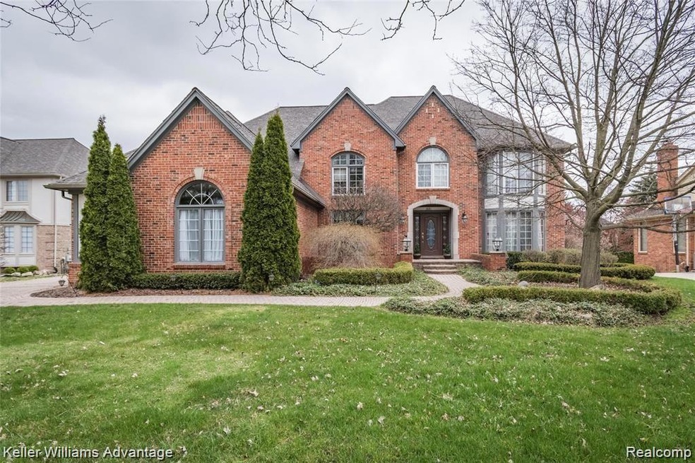 3681 Edinborough Dr, Rochester Hills, MI 48306 - photo 1