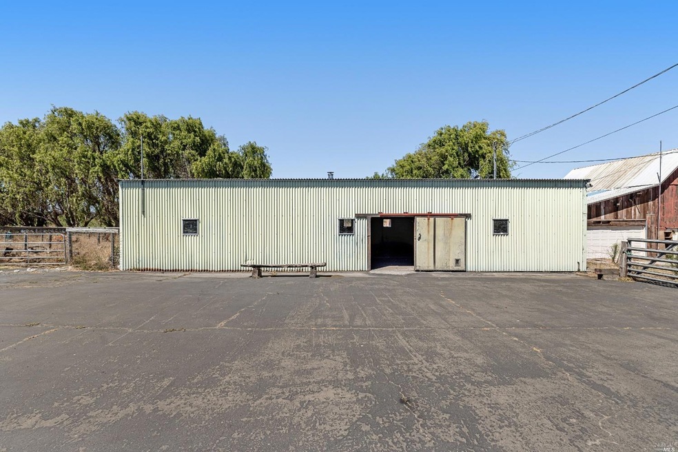 431 Rohde Ln, Petaluma, CA 94952 - photo 1