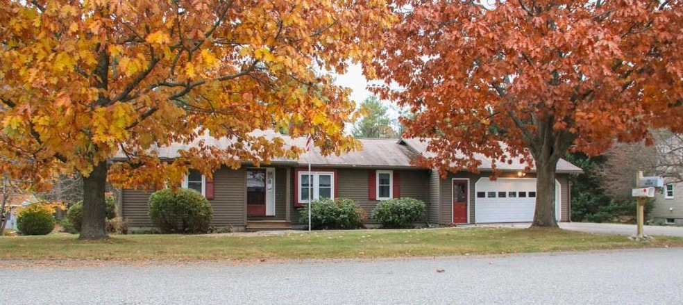 28 Hillview Ave, Saco, ME 04072 - photo 1