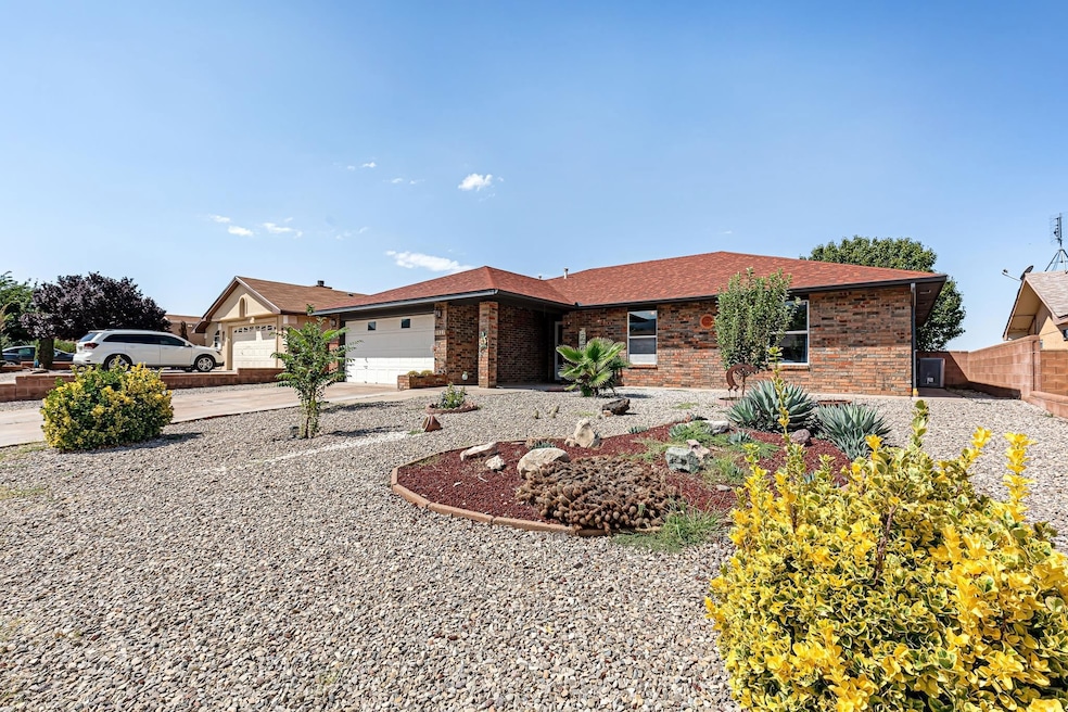 823 San Miguel, Alamogordo, NM 88310 - photo 1