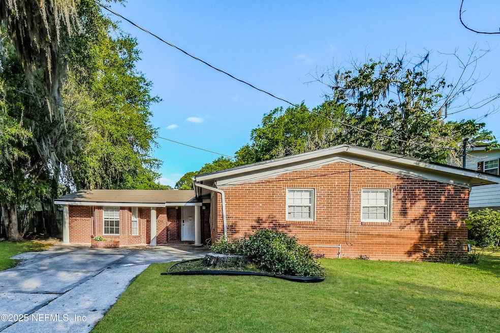 10655 Tulsa Rd, Jacksonville, FL 32218 - photo 1