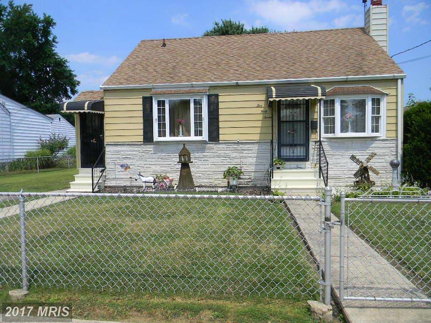 547 Woodlynn Terrace, Essex, MD 21221 - photo 1