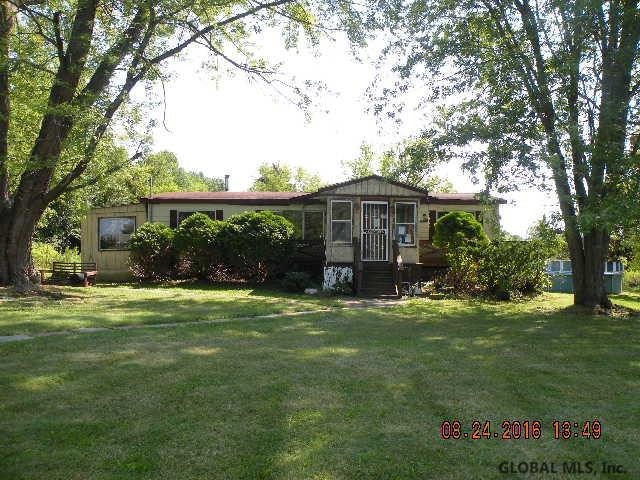 474 Knickerbocker Rd, Schodack Lndg, NY 12156 - photo 1