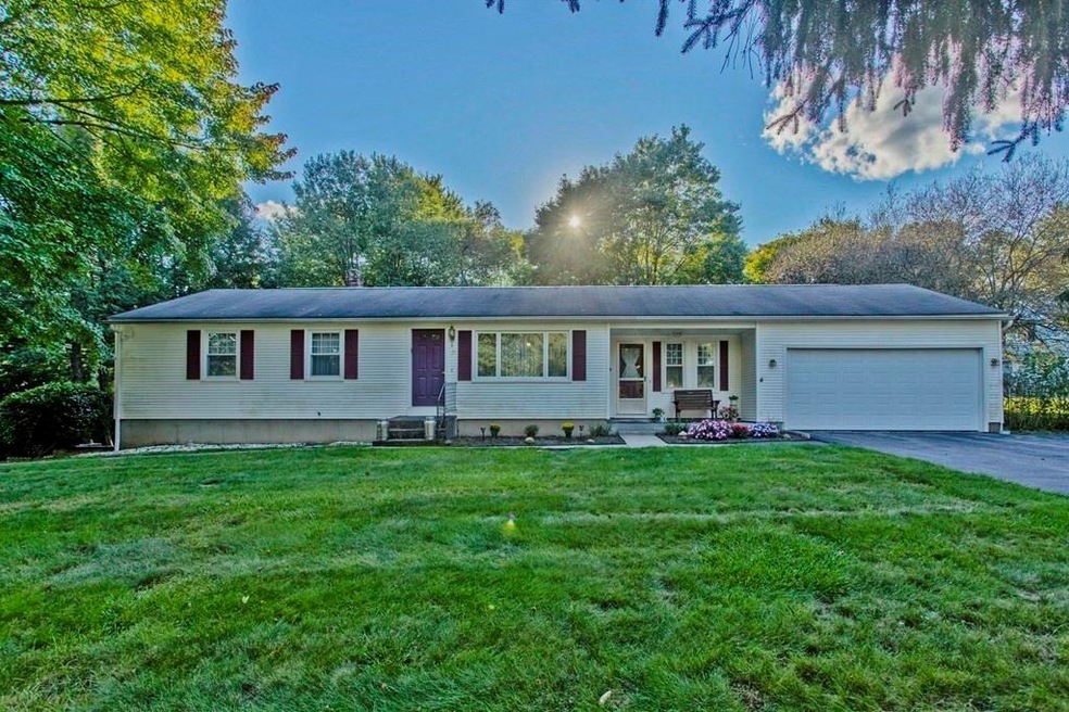 171 East St, South Hadley, MA 01075 - photo 1