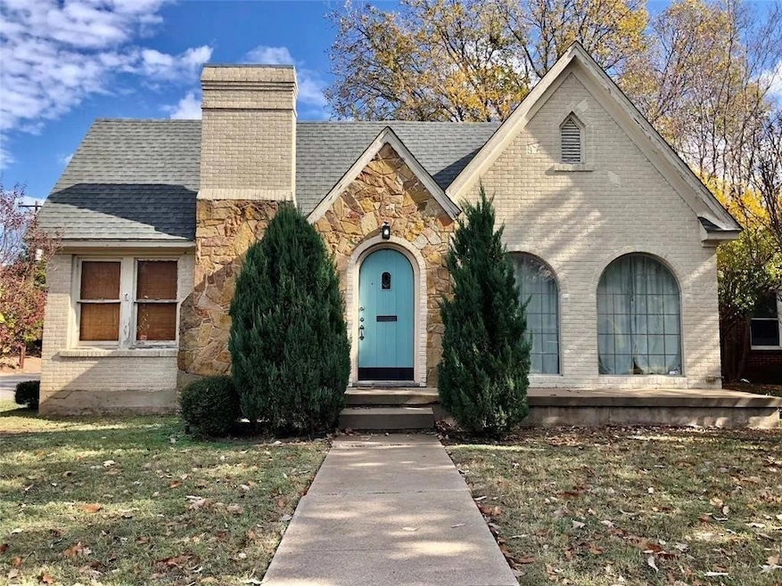 3301 Rogers Ave unit A, Fort Worth, TX 76109 - photo 1