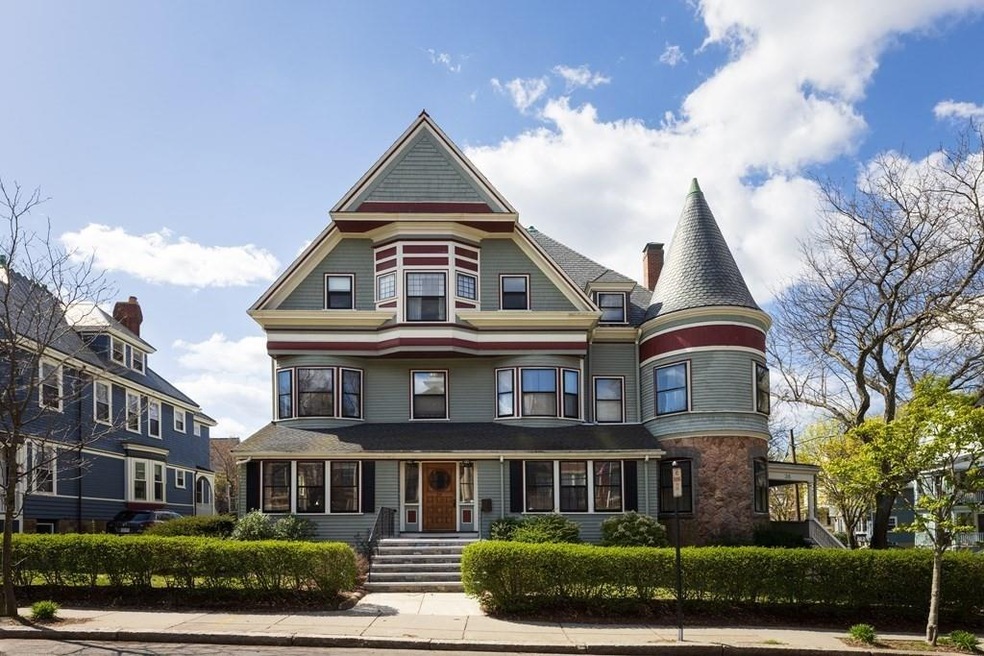 34 Francis St, Brookline, MA 02446 - photo 1