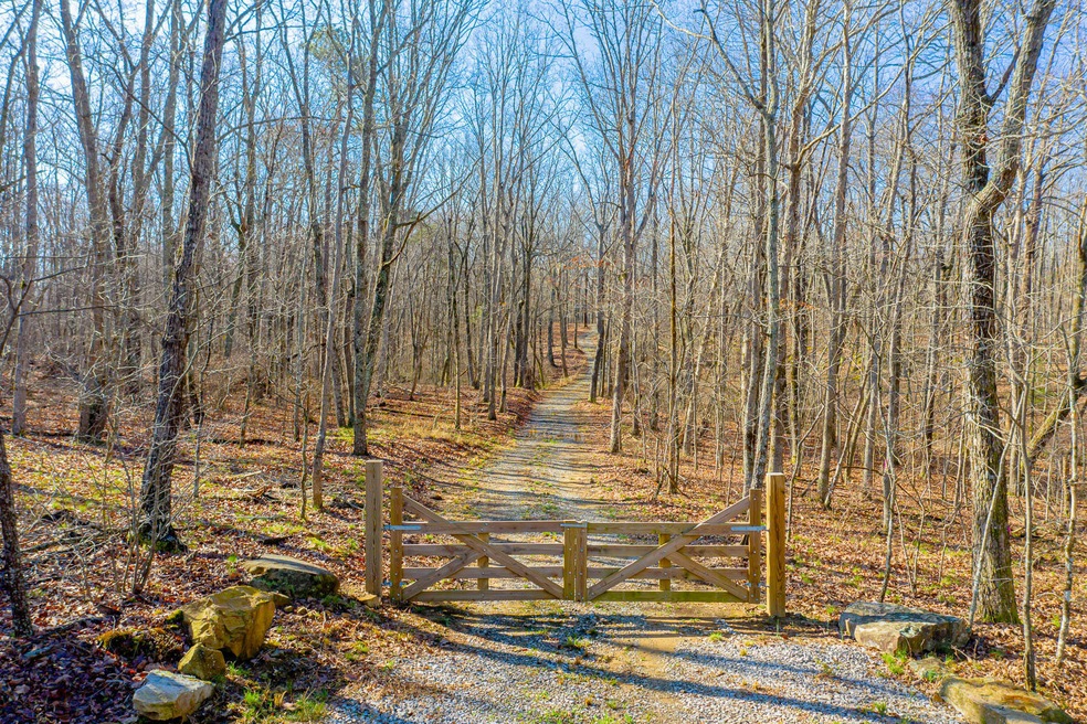 Private Road.